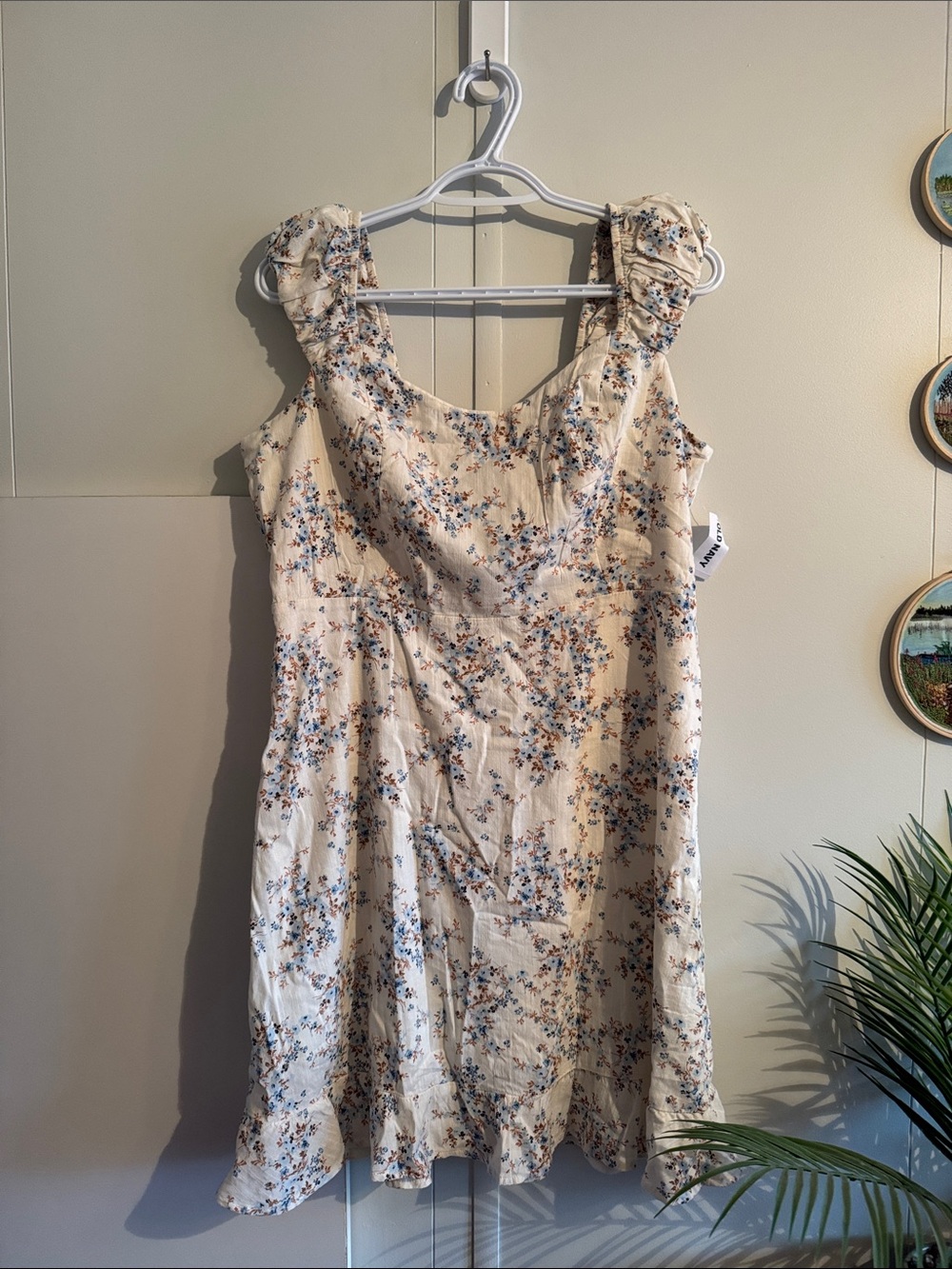 OLD NAVY Floral Cream Dress L (NWT)